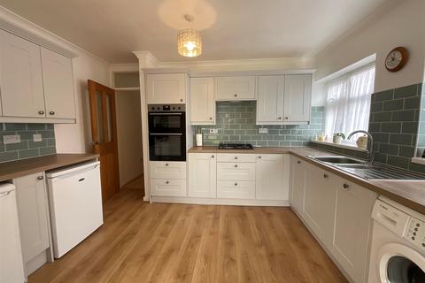 5 Freda Close, Broadstairs, CT10 2ED