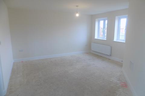 2 bedroom flat to rent, Singleton Drive, Bingham, NG13