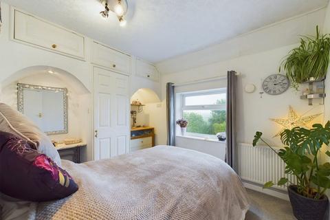 59 Abbots Road, Whitby, YO22 4EA