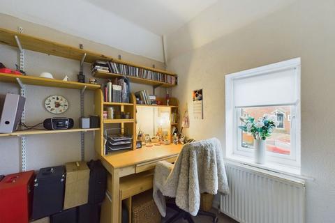 59 Abbots Road, Whitby, YO22 4EA