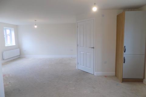 2 bedroom flat to rent, Singleton Drive, Bingham, NG13