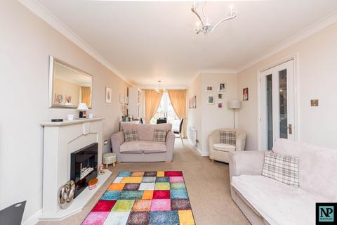 9 Gawsworth, Tamworth, B79 7UH
