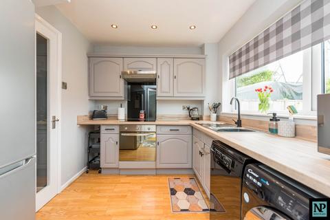 9 Gawsworth, Tamworth, B79 7UH