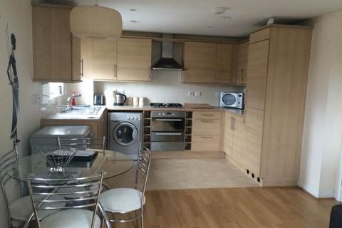 2 bedroom flat to rent, Burford Gardens, Cardiff Bay,