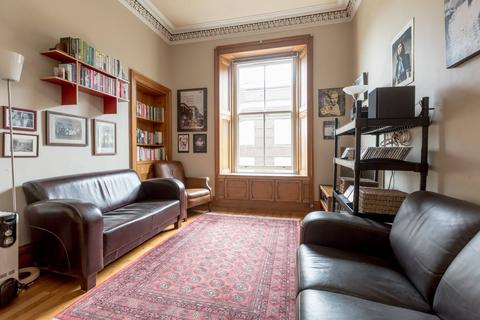 1 bedroom flat for sale, 136 (2F2) Causewayside, Edinburgh, EH9 1PR