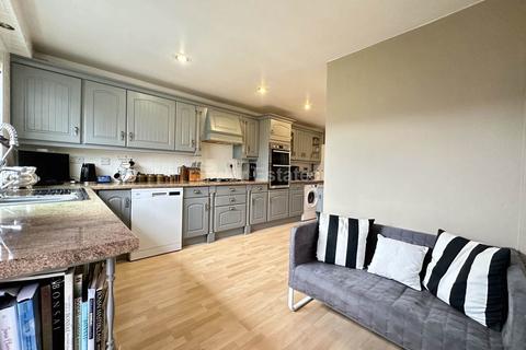 84 Beams Way, Billericay, CM11 2NR