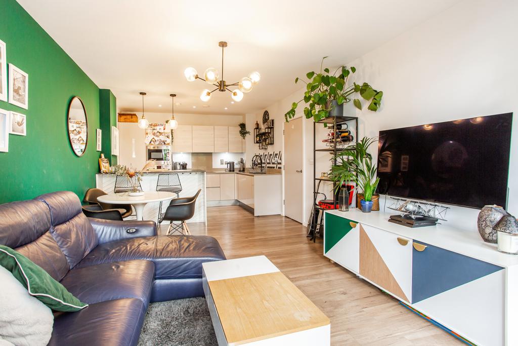 Open Plan Kitchen/reception