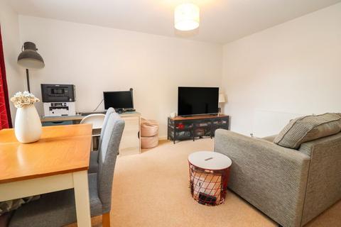 1 bedroom maisonette for sale, Oliver Close, Kempston, Bedford