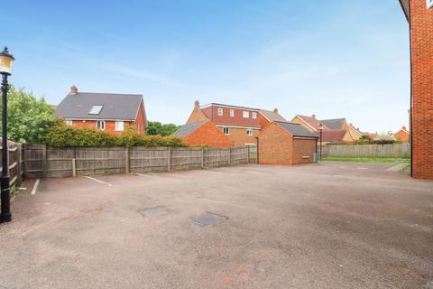 28 Oliver Close, Kempston, Bedford, MK42 7FW