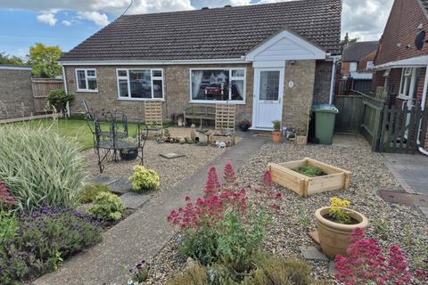 2 bedroom semi-detached bungalow for sale, Sprites End, Felixstowe IP11