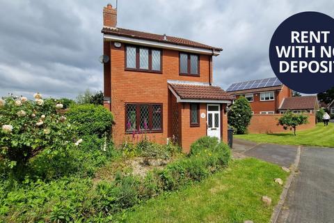 3 bedroom detached house to rent, Skylark Close, Cannock, Staffordshire, WS12
