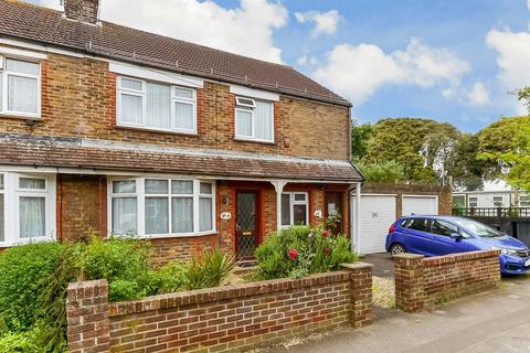 1 bedroom ground floor flat for sale, Bruce Avenue, Worthing, West Sussex