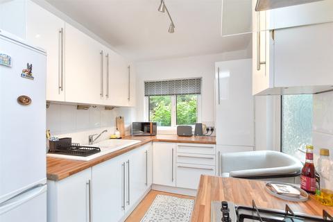 1 bedroom ground floor flat for sale, Bruce Avenue, Worthing, West Sussex