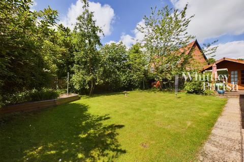 4 bedroom detached bungalow for sale, The Street, Thetford IP24