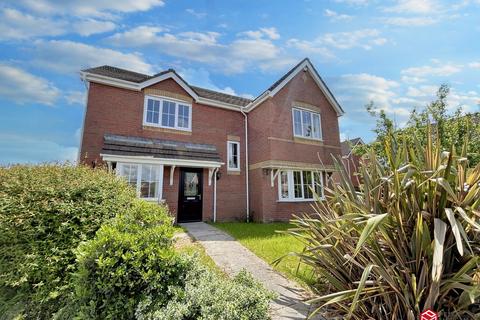 4 bedroom detached house for sale, Llanharan, Pontyclun CF72