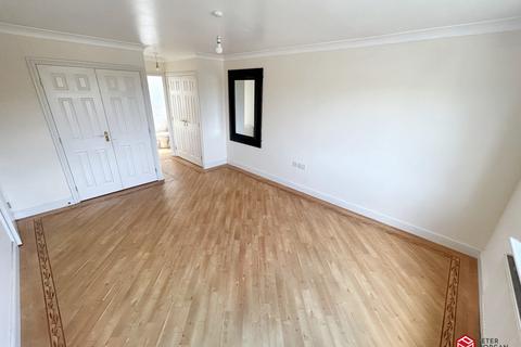 4 bedroom detached house for sale, Llanharan, Pontyclun CF72