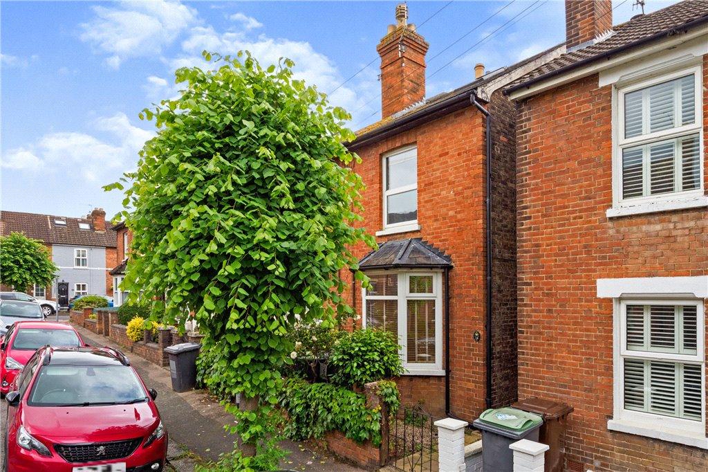 Caistor Road, Tonbridge, Kent 2 bed semi-detached house for sale - £375,000