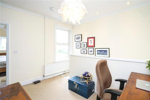 14 Caistor Road, Tonbridge, TN9 1UT