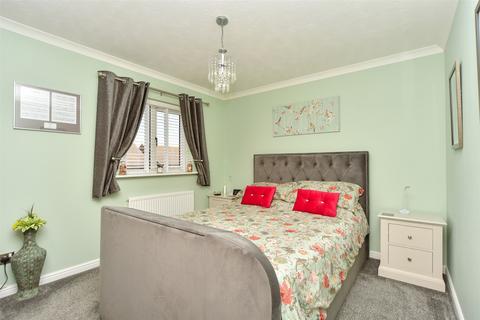 3 bedroom semi-detached house for sale, Appleford Drive, Minster On Sea, Sheerness, Kent