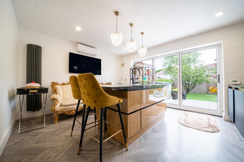 Dining Kitchen