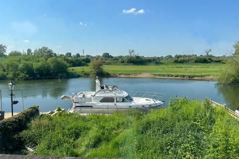 4 bedroom detached bungalow for sale, Riverside Building Plot - Wraysbury, Berkshire