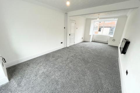 2 bedroom terraced house for sale, Ivy Avenue, South Shore FY4