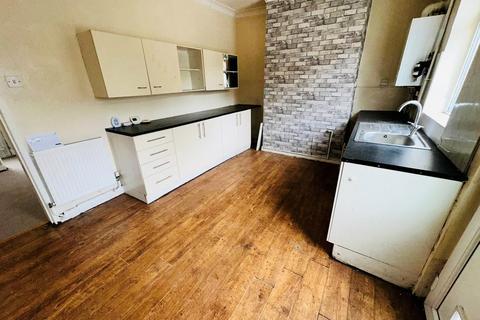 2 bedroom semi-detached house for sale, Crookes Avenue, Mansfield NG19