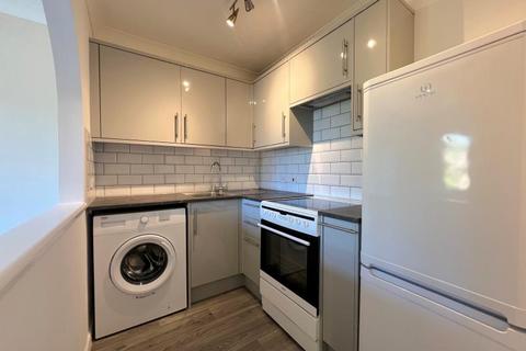 1 bedroom apartment to rent, Guernsey Close, Guildford GU4