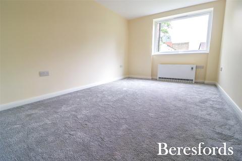 37 Carlton Close, Upminster, RM14 2YR
