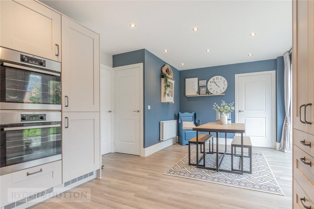 Dining Kitchen