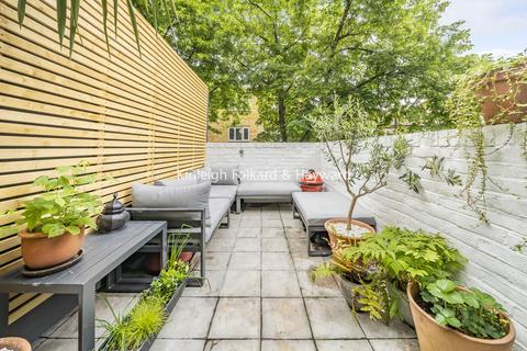 1 bedroom flat for sale, Brixton Road, Oval