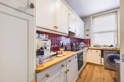 1 bedroom flat for sale, Manor Road, Beckenham, Kent, BR3