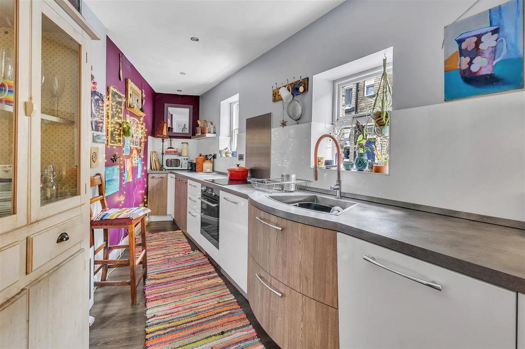Fitted Kitchen