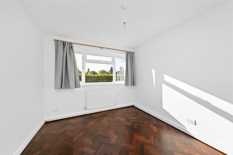 2 bedroom flat for sale, Chatterton Court, Eversfield Road, Kew, Richmond, Surrey TW9