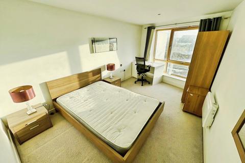 2 bedroom flat to rent, Clarence House, The Boulevard, Leeds, West Yorkshire, LS10