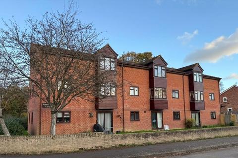 1 bedroom apartment for sale, Sycamore Court, Long Gore, Godalming, Surrey, GU7