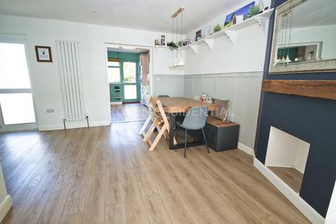 44 Ancaster Crescent, New Malden, KT3 6BE