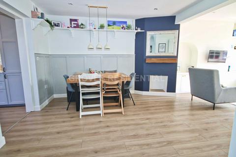 44 Ancaster Crescent, New Malden, KT3 6BE