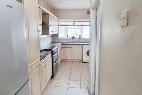 3 bedroom semi-detached house for sale, Faircross Avenue, Barking IG11 8RD