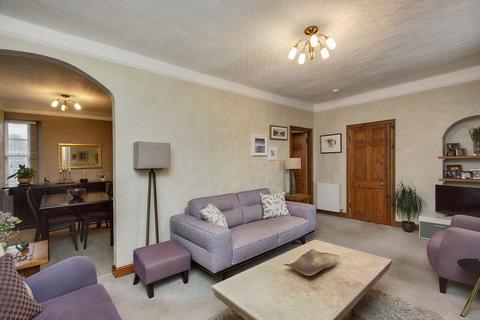 2 bedroom flat for sale, 9 Meadowpark, Haddington, EH41 4DS