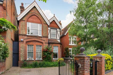 5 bedroom detached house for sale, London W5