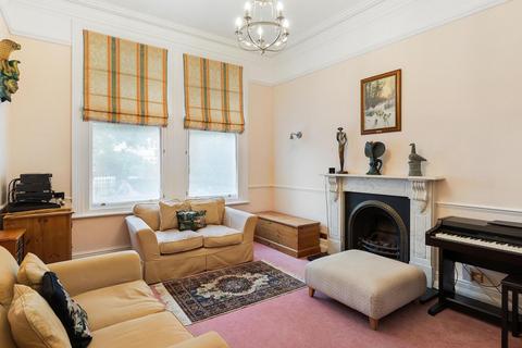 27 Warwick Road, London, W5 3XH