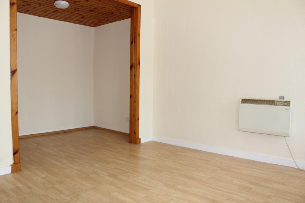 Dundonald Street, Dundee, DD3 7PW 1 bed ground floor flat to rent £450 pcm (£104 pw)