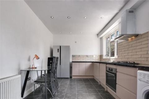 4 bedroom terraced house to rent, London E14 7RA