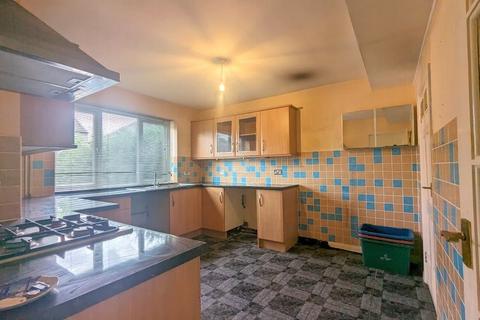 40 Fruen Road, Feltham, TW14 9NR