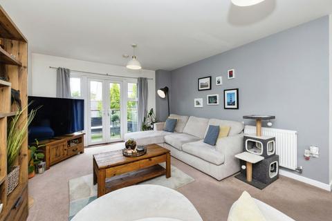 2 bedroom apartment for sale, Laurens Van Der Post Way, Ashford, Kent