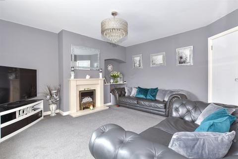 3 bedroom terraced house for sale, Grove Road, Maidstone, Kent
