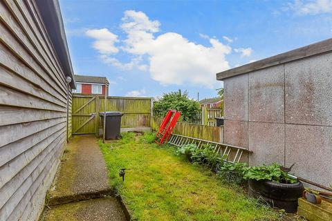 3 bedroom end of terrace house for sale, William Pitt Avenue, Deal, Kent