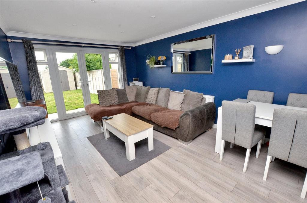 Heathfield Road, West Moors... 2 bed bungalow for sale £325,000