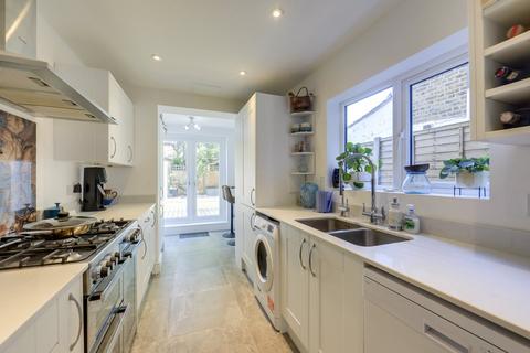 4 bedroom terraced house for sale, Hawstead Road, Catford, London, SE6